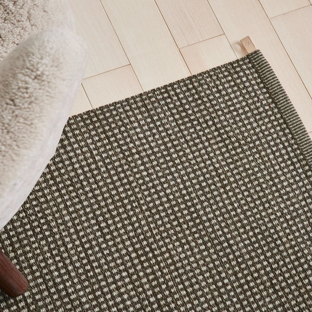 Dot Icon Rug